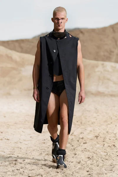 Look 52